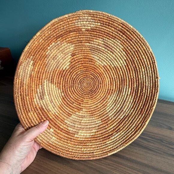 Vintage Woven Reed Basket South Western Straw 14" Diam. Brown Tan - Picture 7 of 10